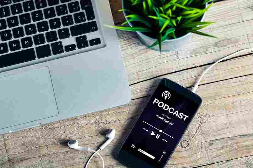 guardar podcast desde móvil y pc