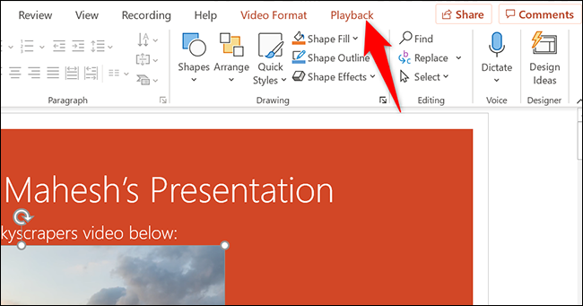 Hacer clic "reproducción" en la parte superior de PowerPoint.