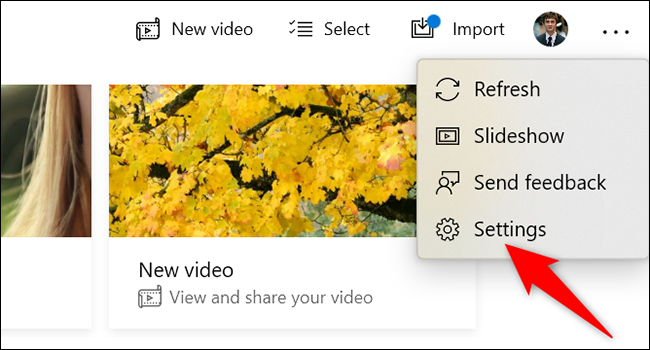 Seleccione "Definiciones" en el menú de tres puntos debajo de Fotos.