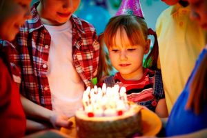 ¿Qué significa soñar con una fiesta de cumpleaños?