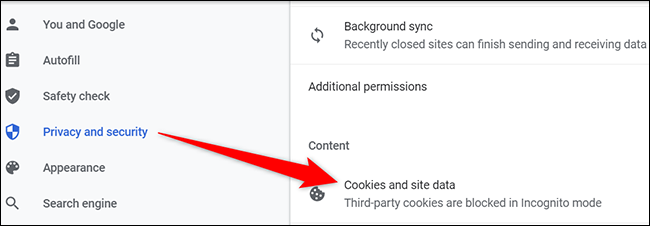 Seleccione "Cookies y datos del sitio web" en el "configuración del sitio" página en Chrome en el escritorio.