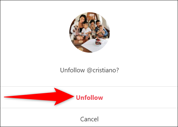 Seleccione "Dejar de seguir" en el "Dejar de seguir" aviso en el sitio web de Instagram.