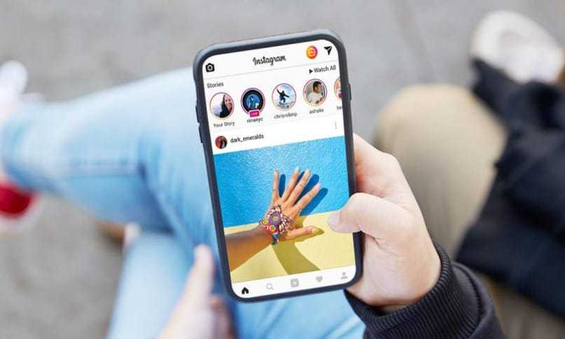 Si denuncio una cuenta en instagram, la persona sabrá