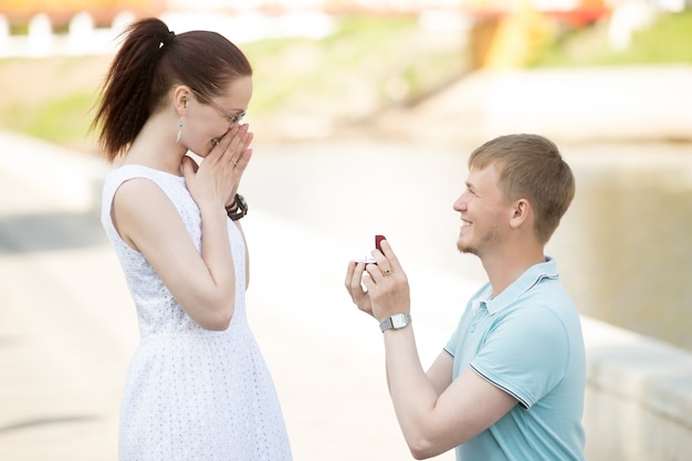 5 consejos prácticos para mejorar la felicidad en tu matrimonio hoy mismo.