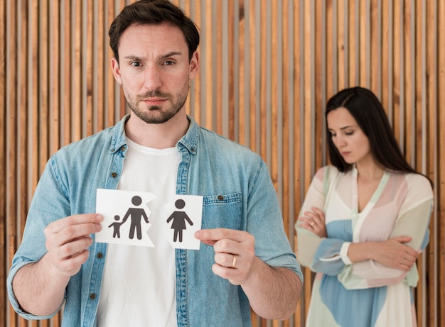 Cómo lidiar con un cónyuge que no quiere el divorcio: consejos prácticos